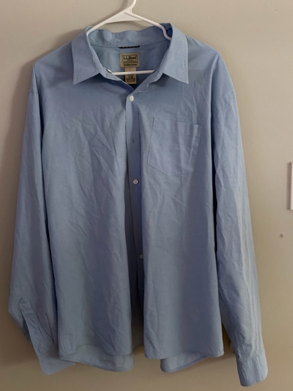 L.L. Bean Men's Sky Blue Button-Up Dress Shirt